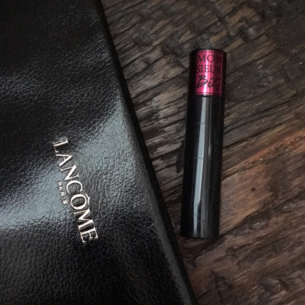 Lancôme Monsieur BIG Mascara and make up bag